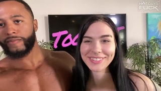 Смотри  Alyssa Amythest's Black Beauty Shines in HGF Experience  - бесплатное HD порно на FREE-FULL-PORN.COM