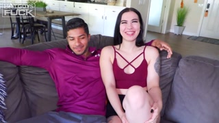 Смотри New Stud Carter Andrews and Alyssa Amythest Get Down to Business - бесплатное HD порно на FREE-FULL-PORN.COM