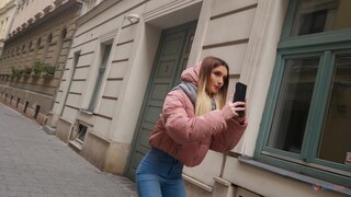 Смотри 19-Year-Old Girl Gets Fucked Hard by 2 Pornstars - бесплатное HD порно на FREE-FULL-PORN.COM