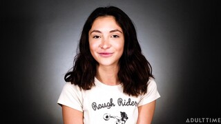 Смотри Interview with Jane Wilde: My Orgasm - бесплатное HD порно на FREE-FULL-PORN.COM