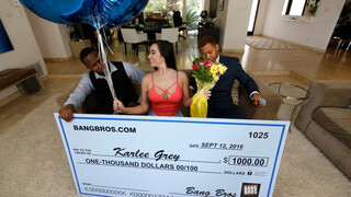 Смотри Karlee Grey's Big Ass Taken by 2 - бесплатное HD порно на FREE-FULL-PORN.COM