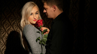 Смотри Czech Beauty Daisy Lee Loves Deep Blowjob & Fingering - бесплатное HD порно на FREE-FULL-PORN.COM